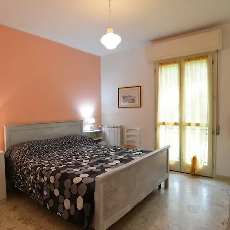 Claudio House 2 *