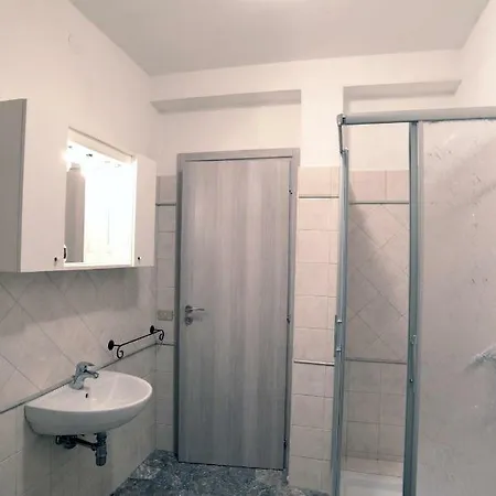 Claudio House 2 * Монтекрето